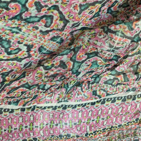 Patterned scarf - Picture 2 of 3